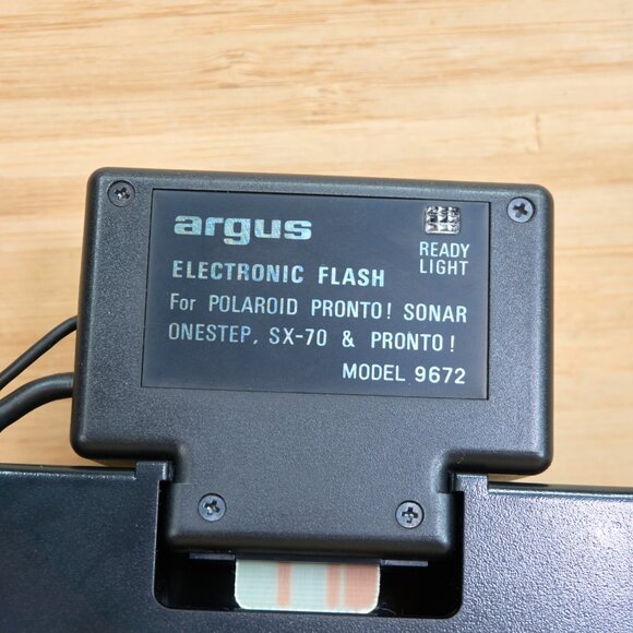 Vintage Argus Electronic Flash 9672, for Polaroid SX series, NEW! - Picture 5 of 5